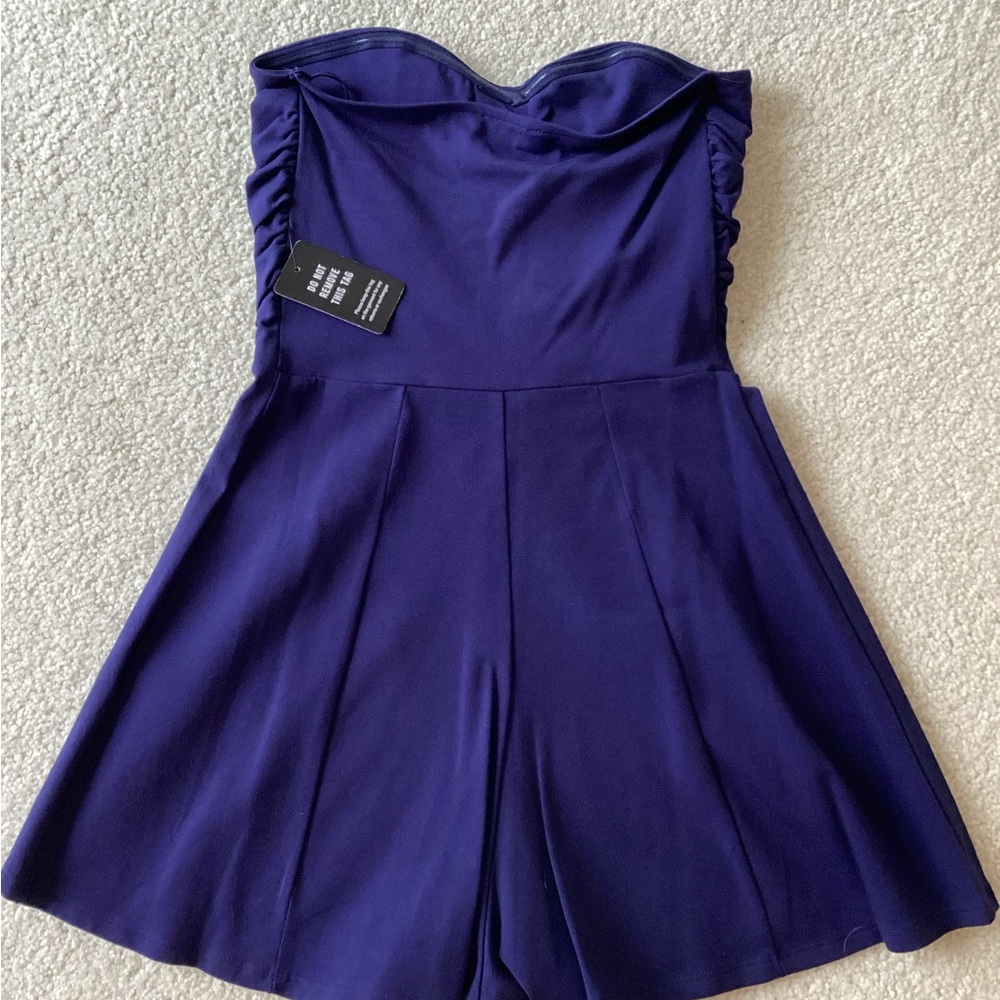 Express shorts romper (FINALPRICEDROP) - Picture 2 of 2